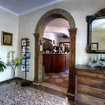 Castello Hotel Módena