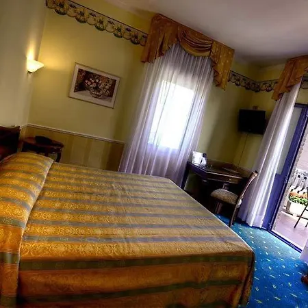 Castello Ξενοδοχείο