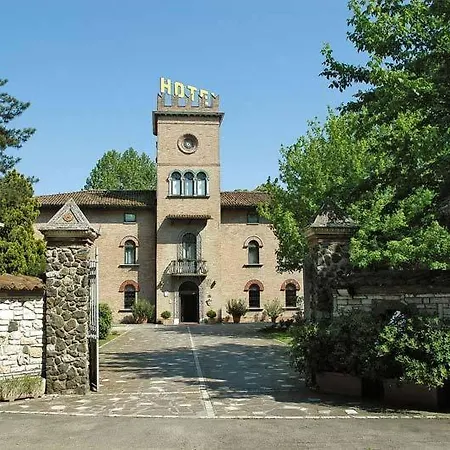 Hotel Castello 3*